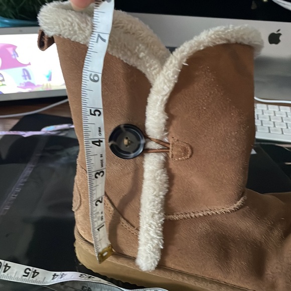 Suede boots - Picture 16 of 16